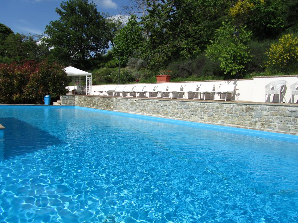 ホテルLe Torracce Agriturismo Olistico Valfabbrica エクステリア 写真